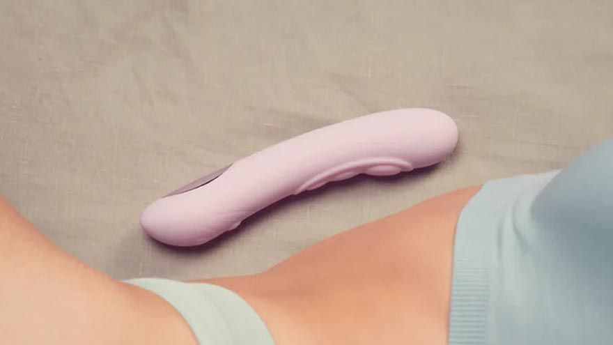 Kiiroo Pearl3 review: rated 4.6/5 by VR Porn Dog