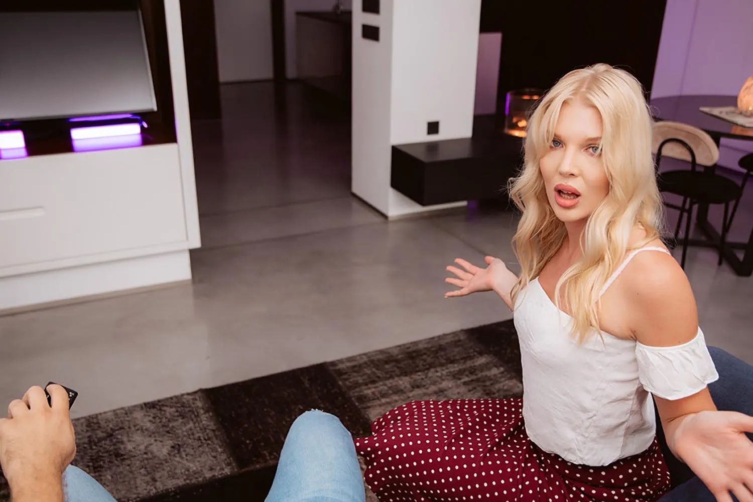 VirtualRealTrans discount showing 280+ exclusive trans VR porn scenes in 8K with diverse performers